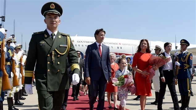 Les Trudeau arrivent en Chine pour la visite officielle du premier ministre canadien.