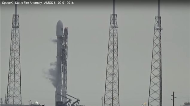 Explosión del Falcon 9 en Cabo Cañaveral, Florida.