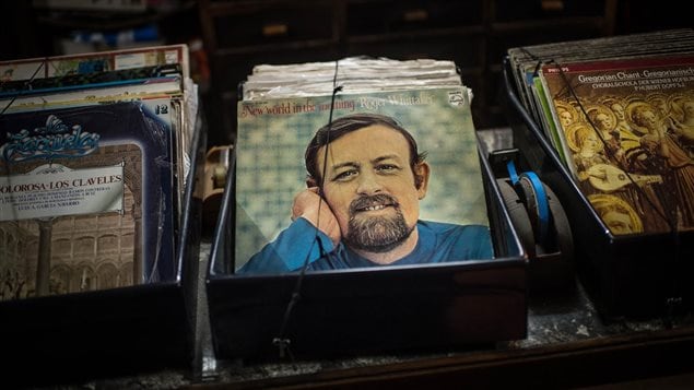 Le chanteur Roger Whittaker Le chanteur Roger Whittaker