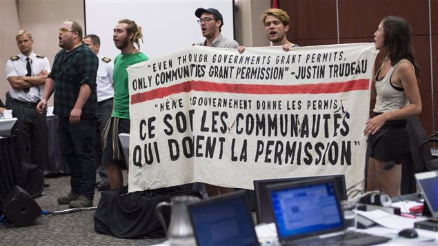 Manifestantes interrumpieron las audiencias de l’ONE en Montreal el 29 de agosto pasado.