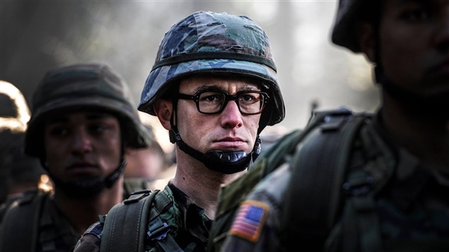 Joseph Gordon-Levitt dans <i>Snowden</i>, d’Oliver Stone