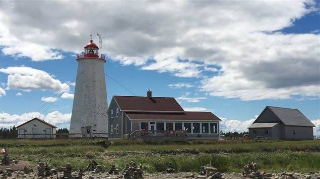 منارة جزيرة ميسكو في مقاطعة نيو برونزويك / نوفو برونزويك (أرشيف)