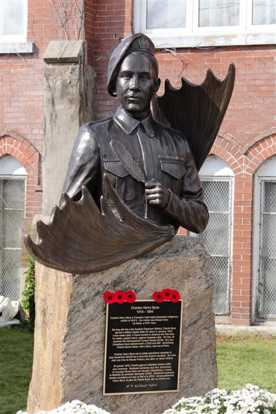 The bronze memorial to Sgt C H Byce
