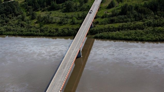 July 2016: An oil plume from a pipeline leak is drifting down the North Saskatchewan River. A 27-km emergency pipeline to bring fresh water from another river to the town of Prince Albert had to be built.