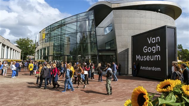 Le Musée Van Gogh, à Amsterdam où les tableaux avaient été volés. Le Musée Van Gogh, à Amsterdam où les tableaux avaient été volés.