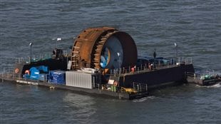 La turbine déchictée photographié ici en 2009 avant sa mise sous l’eau.