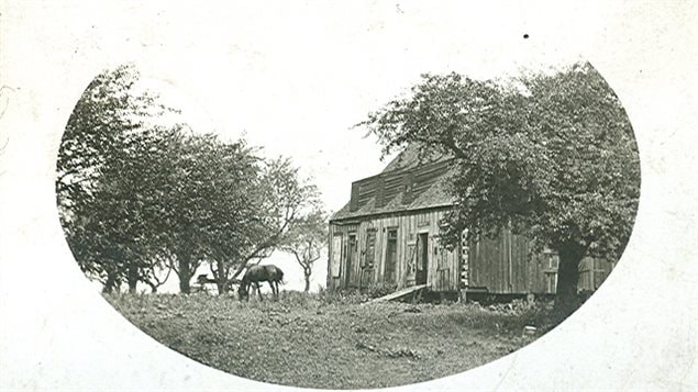 La Old Mission House aurait accueilli la première école de l’Ontario.