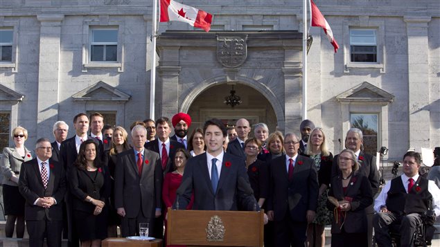 El primer ministro Justin Trudeau y su gabinete. 