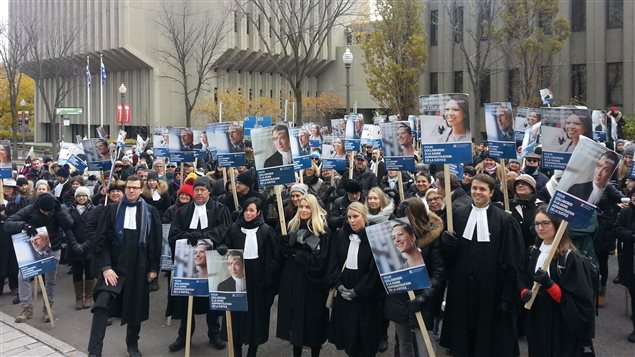 Manifestation des avocats et juristes de l’État québécois sur la colline Parlementaire, à Québec