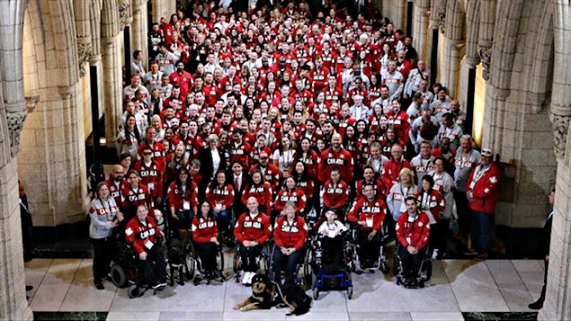 Les athlètes olympiques et paralympiques au Parlement du Canada