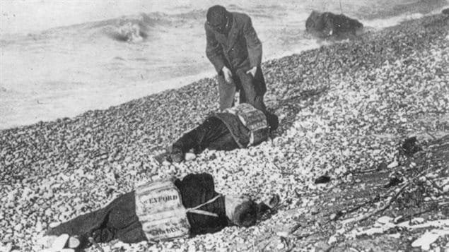 Bodies from the Wexford washed ashore near Goderich Ontario.