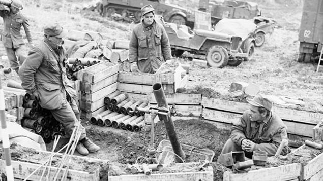 R22eR mortar position, November 1951. From 22-26 November Canadians fought one of the most intense battles of the Korea War around Hill 355