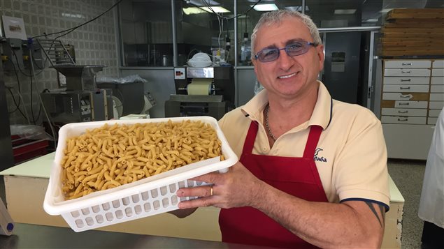 Giancarlo Sacchetto, copropriétaire de la Maison du ravioli. Giancarlo Sacchetto, copropriétaire de la Maison du ravioli.