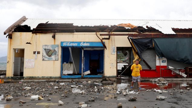 Mabini, provincia de Batangas, después del Paso de Nock-Ten.