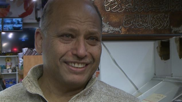 餐馆两位老板之一的Yahya Hashemi是伊朗移民