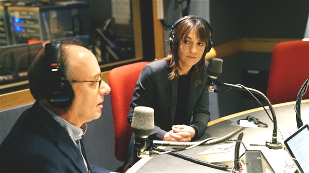 Sylvain Desjardins, correspondant de Radio-Canada basé à Paris et Marie-Ève Bédard, correspondante de Radio-Canada basée à Beyrouth Sylvain Desjardins, correspondant de Radio-Canada basé à Paris et Marie-Ève Bédard, correspondante de Radio-Canada basée à Beyrouth
