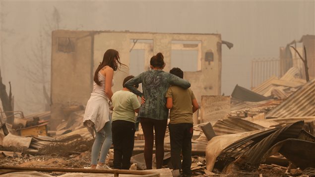 Numerosas personas perdieron todos sus bienes, consumidos por el fuego.