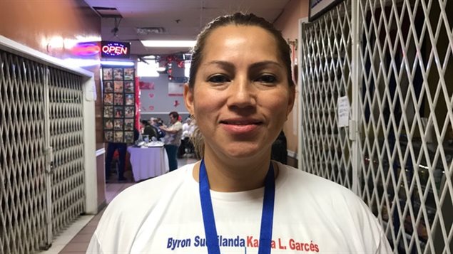 La candidata a la representación de los ecuatorianos en Canadá y Estados Unidos, Karina Garcés, quien vive en Nueva Jersey.