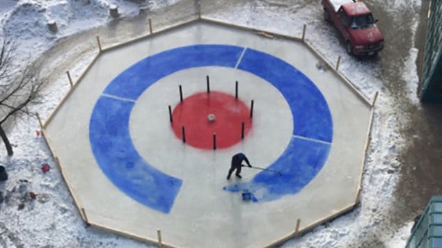 The *crokicurl* ice surface outside a Winnipeg shopping centre.
