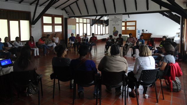 Reunión de trabajo de la organización Agape por Colombia. 