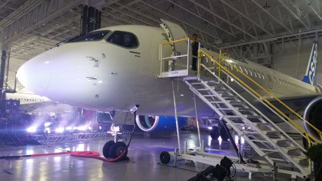 Bombardier 公司大量烧钱研制 CS100 中型客机