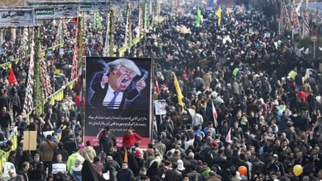 Miles de iraníes salieron a las calles para conmemorar el 38 aniversario de la revolución islámica. 