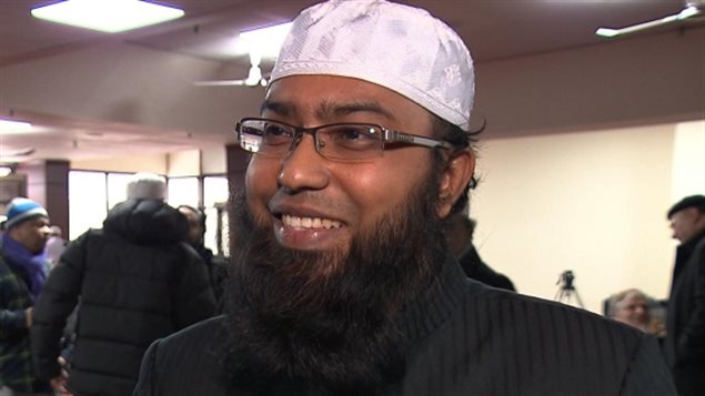 Musabbir Alam, imán de la mezquita del Centro islámico Khadijah Masjid en Montreal.
