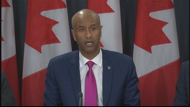 وزير الهجرة الكنديّ أحمد حسين يتحدّث عن خطّة استقبال لاجئين يزيديّين