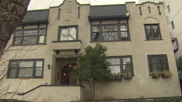 温哥华1565 Harwood St 这座楼房的房租涨幅惊人