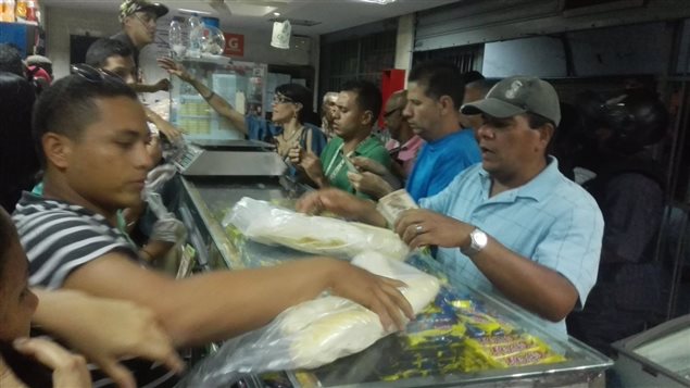 Panadería en la capital venezolana