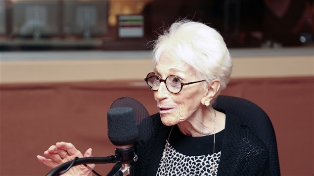 Janine Sutto en abril 2015 en Radio Canadá.