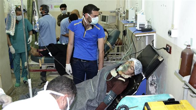 بعض المصابين بالغازات السامة