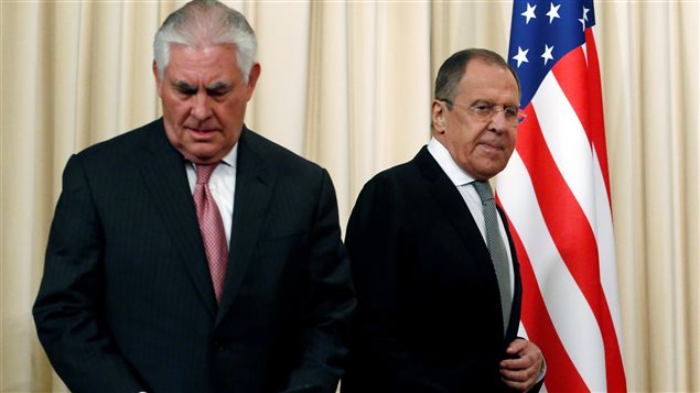 El Secretario de Estado de EE.UU. Rex Tillerson, y el canciller ruso, Sergei Lavrov. 