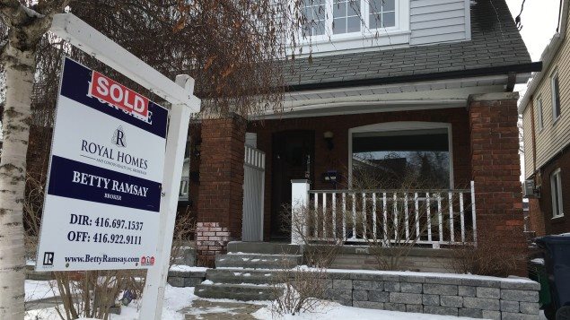 منزل بيع بـ1,1 مليون دولار في تورونتو في آذار (مارس) الفائت، أي قبل فرض ضريبة الـ15% الإضافية على الشارين الأجانب.