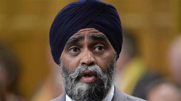 Harjit Sajjan, ministro de Defensa de Canadá durante el período de preguntas hoy en el Parlamento canadiense. 