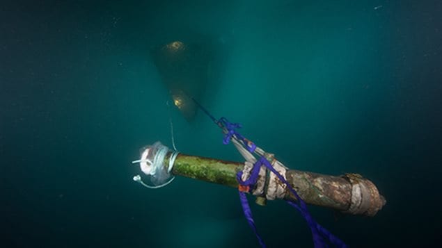 n spring 2015, following the discovery of Erebus the previous fall, divers and technicians from Parks Canada and the Canadian military raised a 6-pounder cannon through a hole cut through six feet of ice with a hot water drill. This cannon was listed among the 3 carried by the ship, and preserves a number of markings, including the maker’s mark “I&H King – 1812” 