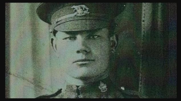 Le soldat Reginald Joseph Winfield Johnston servait au sein du 16e Bataillon du Corps expéditionnaire du Canada.