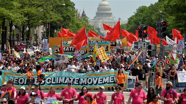 Numerosas protestas han reclamado mayores esfuerzos de Estados Unidos para preservar el clima.