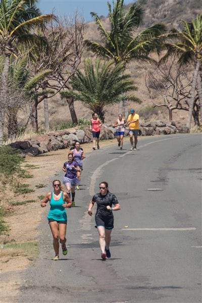 Crewmembers of Her Majesty’s Canadian Ship Glace Bay participate in the Sole Sister Women’s Race during Exercise TRADEWINDS 15 in St Kitts and Nevis on June 6, 2015. 