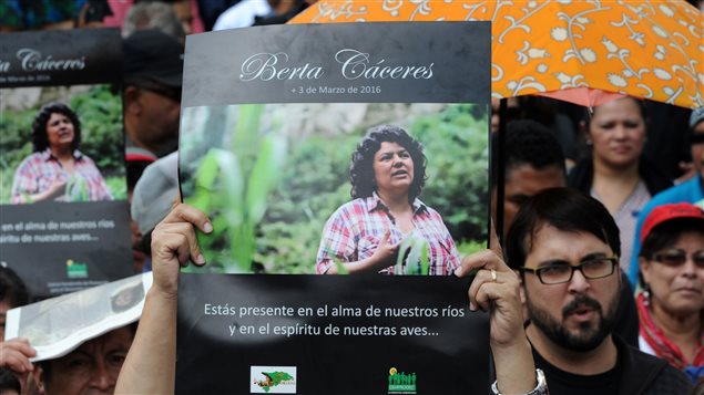La activista hondureña Berta Cáceres, asesinada en su propia casa, en julio de 2016.
