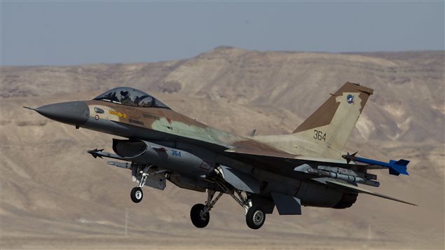 Caza F-16C israelí.