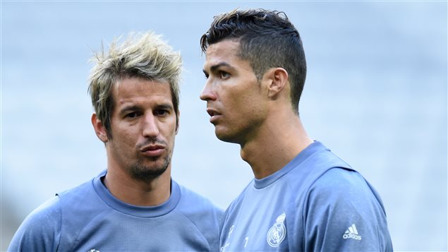 Fabio Coentrao (izq.) y Cristiano Ronaldo. 