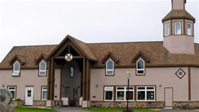 the Gaelic College of Celtic Arts and Crafts, Cape Breton, will host an international summit to discuss Gaelic arts, culture, and language.
