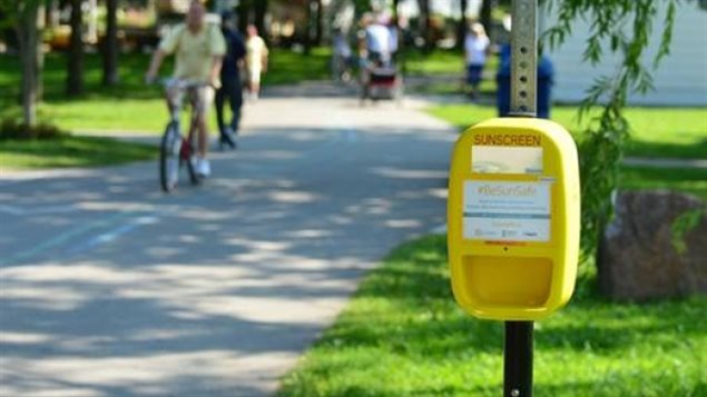 Free sunscreen dispensers have appeared in five public parks in Toronto.