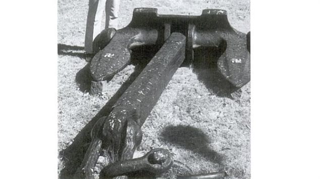 Here is another Byers anchor displayed at the *Museo Maritimo de Montevideo* showing swastikas cast into both flukes.