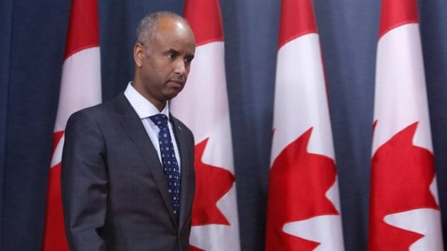 وزير الهجرة واللاجئين والمواطنة في الحكومة الكندية أحمد حسين (أرشيف).