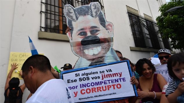 Manifestaciones en Guatemala contra el ex humorista y ahora presidente de Guatemala, Jimmy Morales, acusado de corrupción.