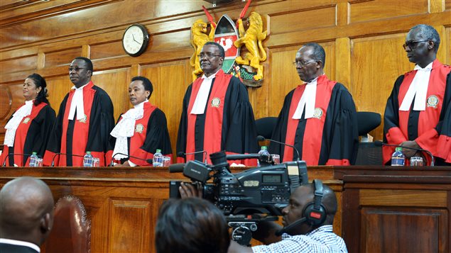 Jueces de la Corte Suprema de Kenya este primero de septiembre en Nairobi. 
