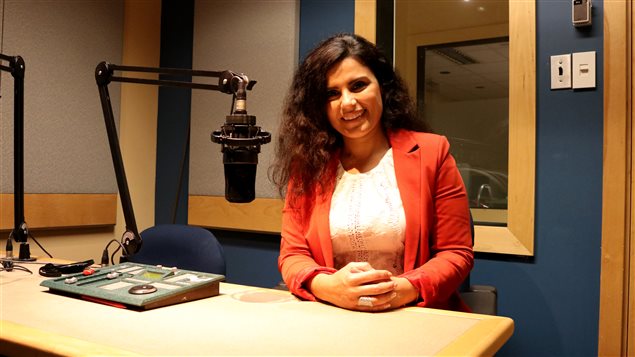 الشابّة السوريّة ميشلين يوسف في استديو راديو كندا الدولي