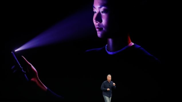 iPhone X手机比中档手提电脑还要贵